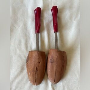 Travel Tree Wooden Shoe Trees with Red Handles # 5